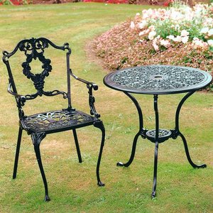 Grape Carver Chair - Black/