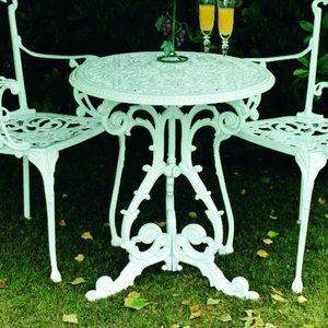 Grape Round Table - White/