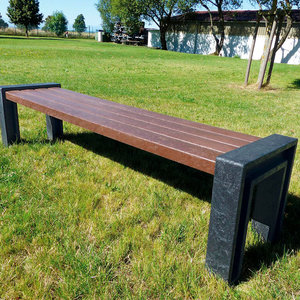 Hyde Park Form Bench