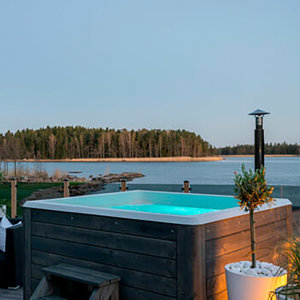 Rexener Polar Arctic White Hot Tub/