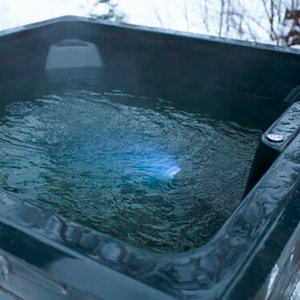 Rexener Polar Gabro Black Hot Tub/