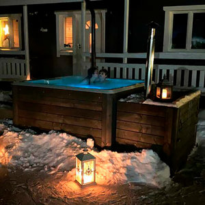 Rexener Polar Gabro Black Hot Tub/