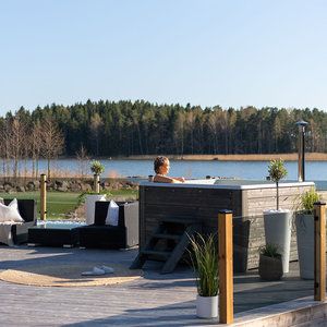 Rexener Polar Arctic White Hot Tub/