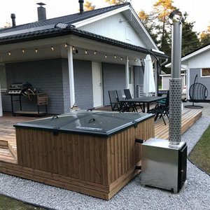 Rexener Silence Hot Tub/