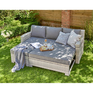 Oxborough Pull Out Lounge Sofa Set